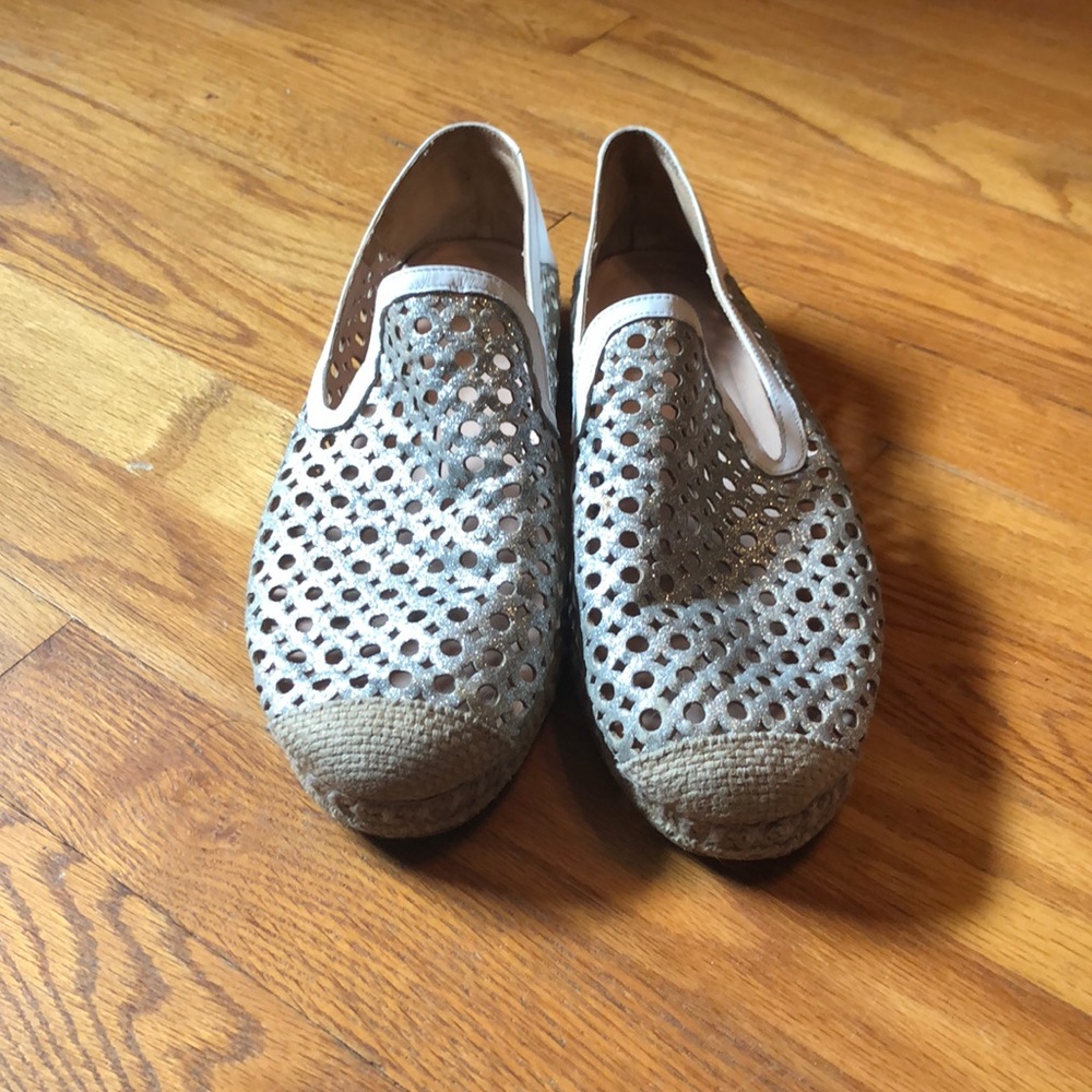 Stuart Weitzman Silver Metallic Leather Espadrille - Picture 9 of 9
